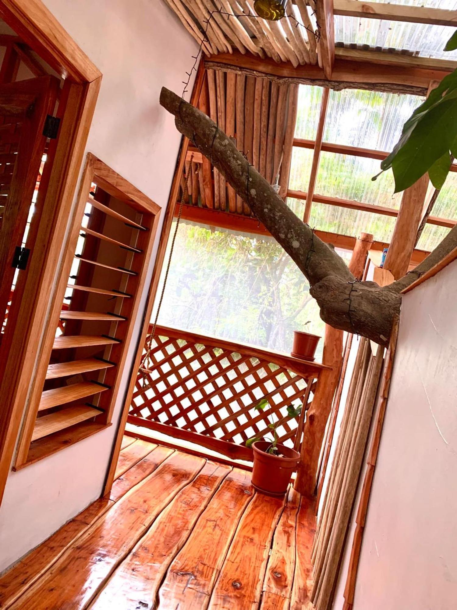 Tukulolo Treehouses Makaunga Exterior photo
